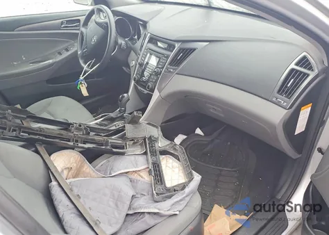 2013 Hyundai Sonata Hybrid z USA, uszkodzony, nr VIN KMHEC4A4XDA065360